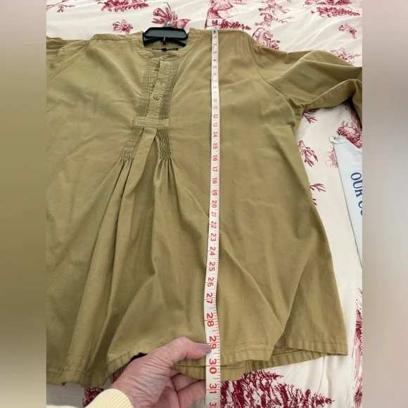 J. Peterman Pleated Henley Tunic Top, XL - Picture 9 of 9